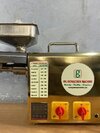 Home use sesame oil machine