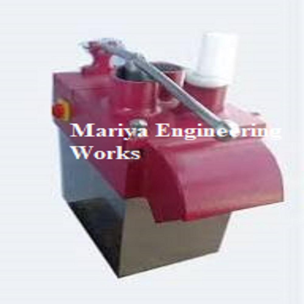 Mariya Coconut Slicer Machine,1./2HP, mm1