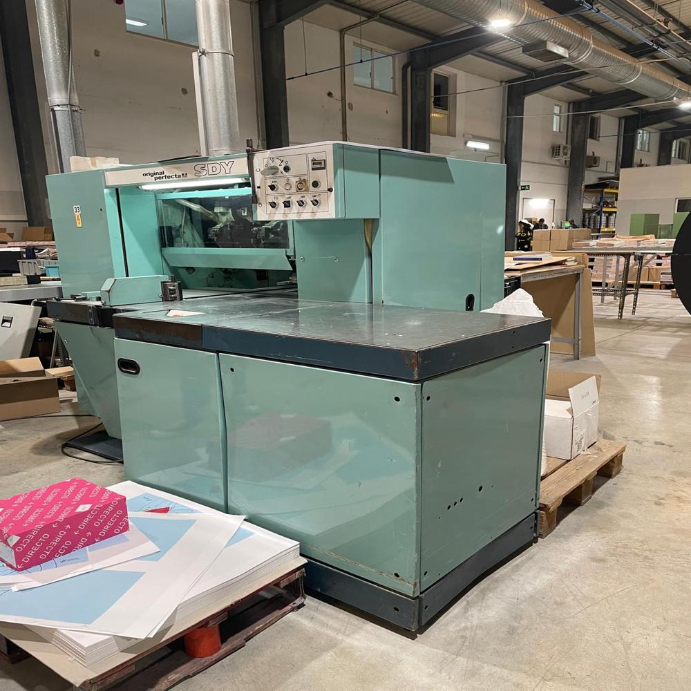 PERFECTA SDY-1 Three Knife Book Cutting Machine