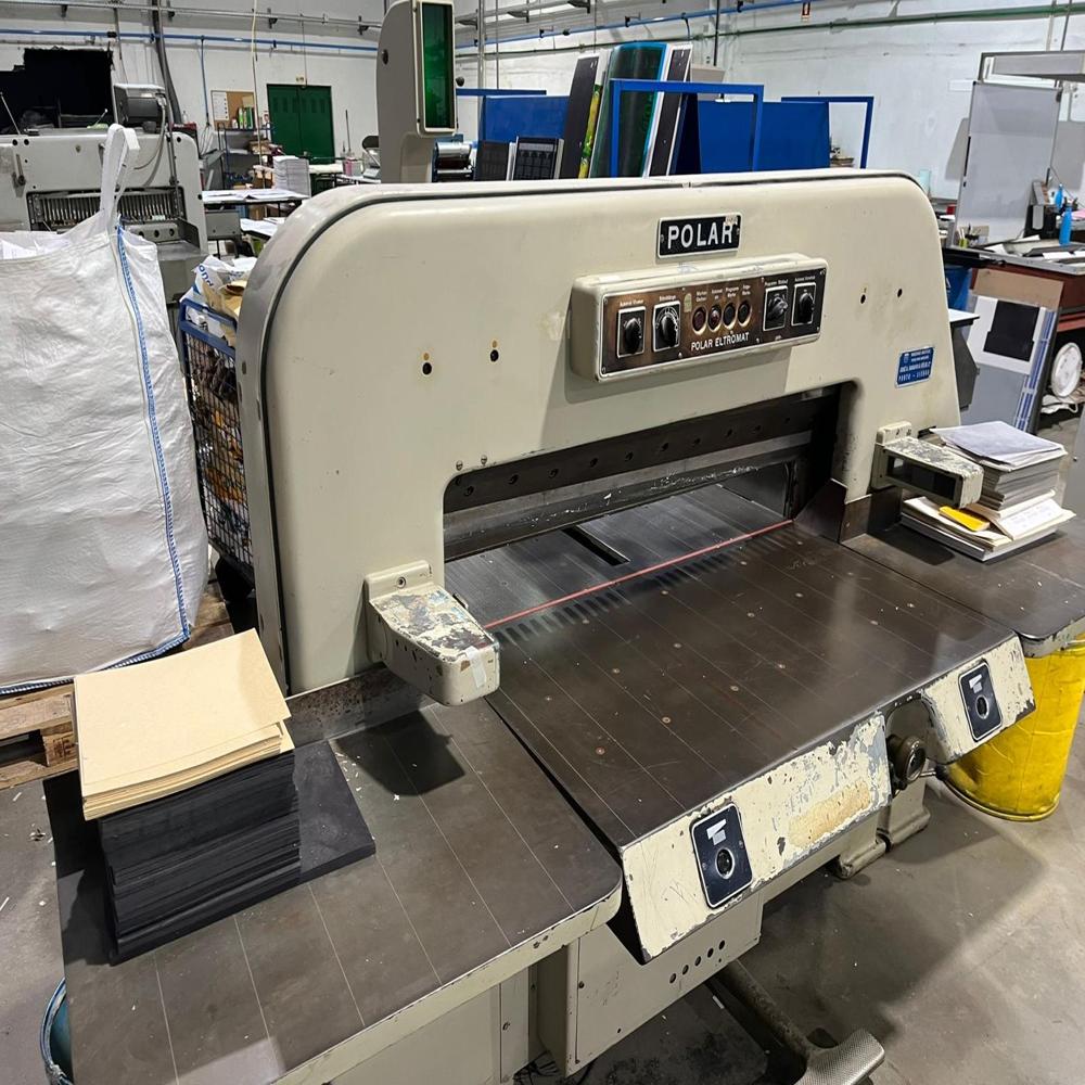 POLAR 107 EL PAPER CUTTING MACHINE
