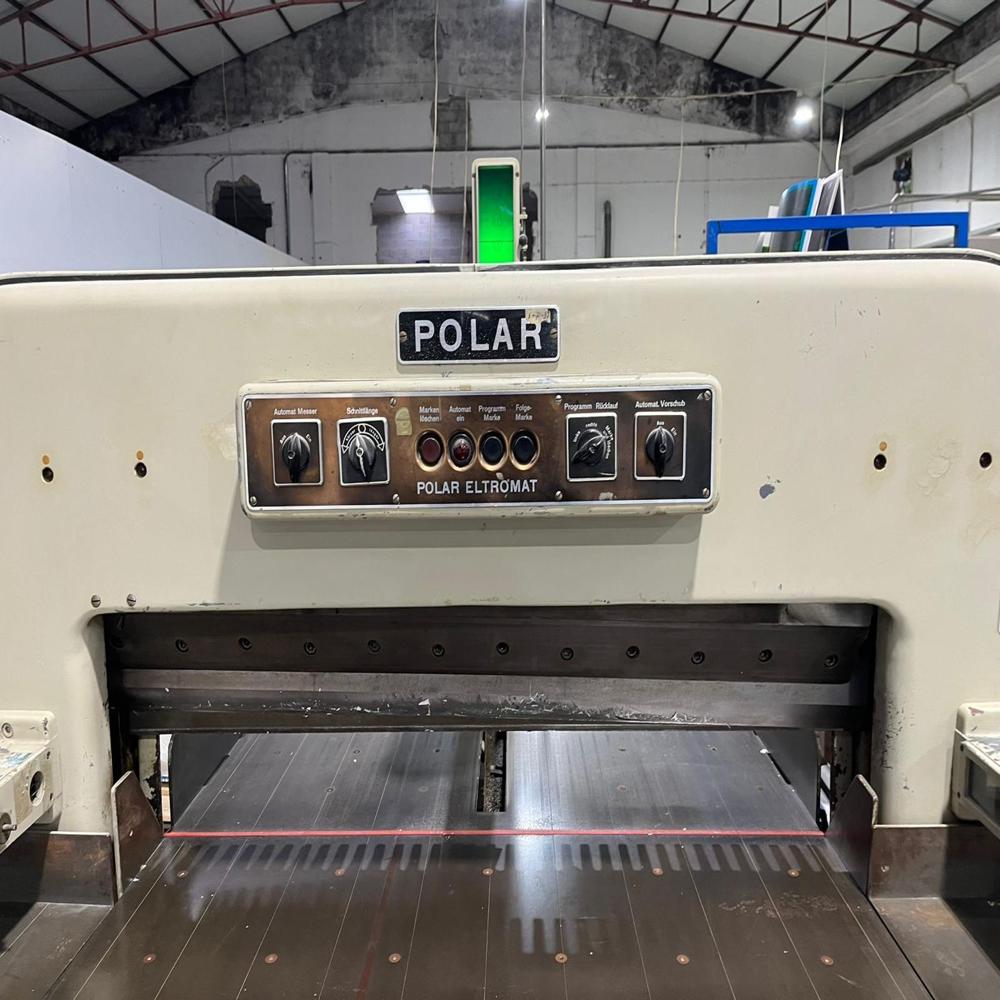 POLAR 107 EL PAPER CUTTING MACHINE