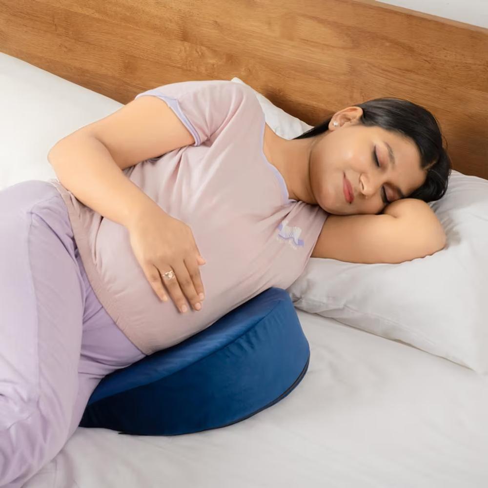Memory Foam Pregnancy Pillow - Material: Polyester