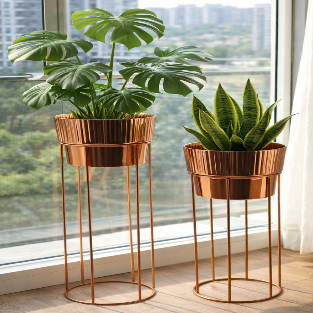 Metal Planter with Stand