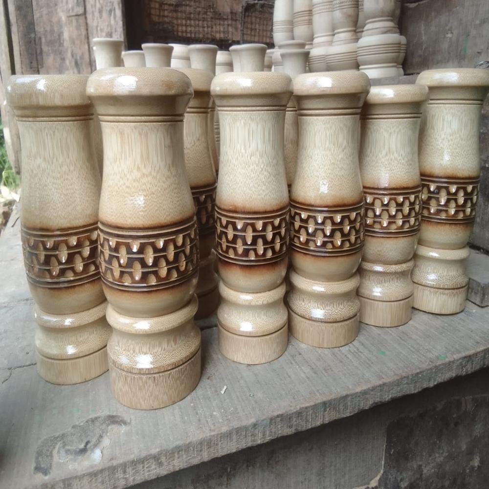 Handcrafted Bamboo Flower Vase - Size: 10