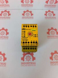 Pilz PNOZ XV2 30/24VDC 2S 2Sz Industrial Safety Relay 774500