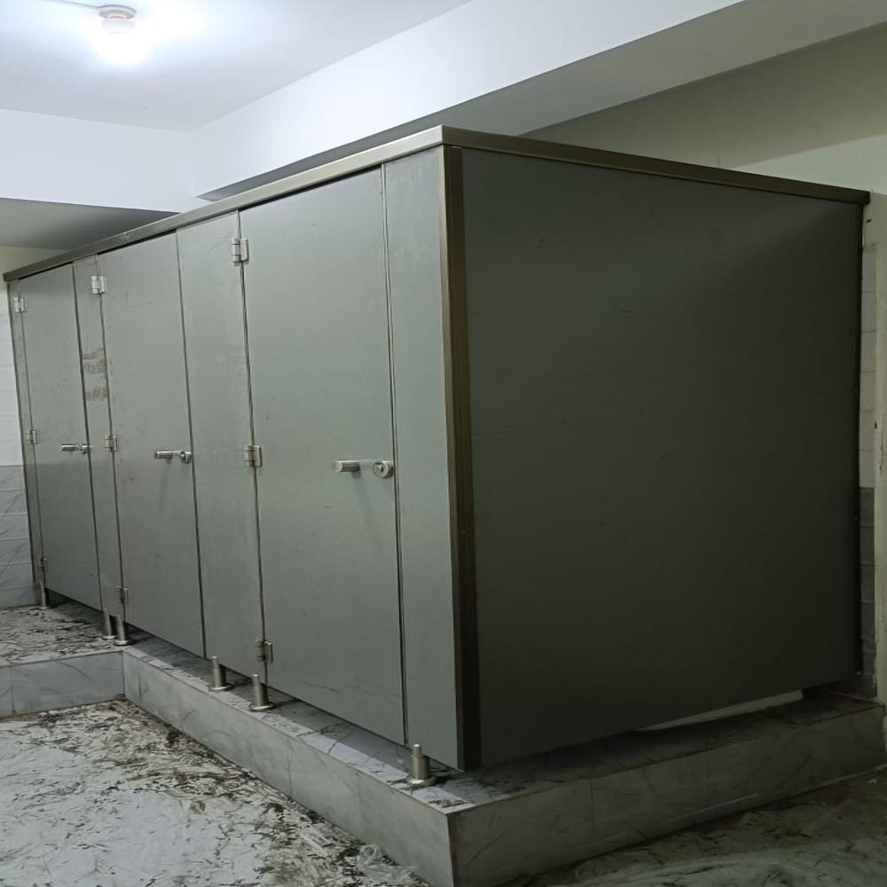 Cubicle Restroom Partition - Usage: Sports