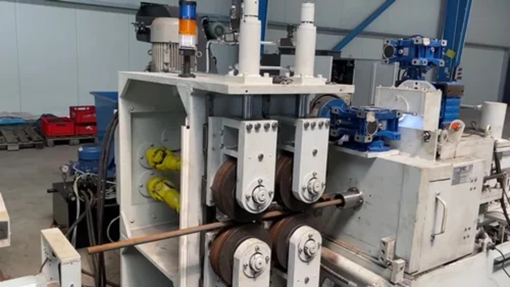 Bar Peeling Machine - Capacity: 500 Kg/hr