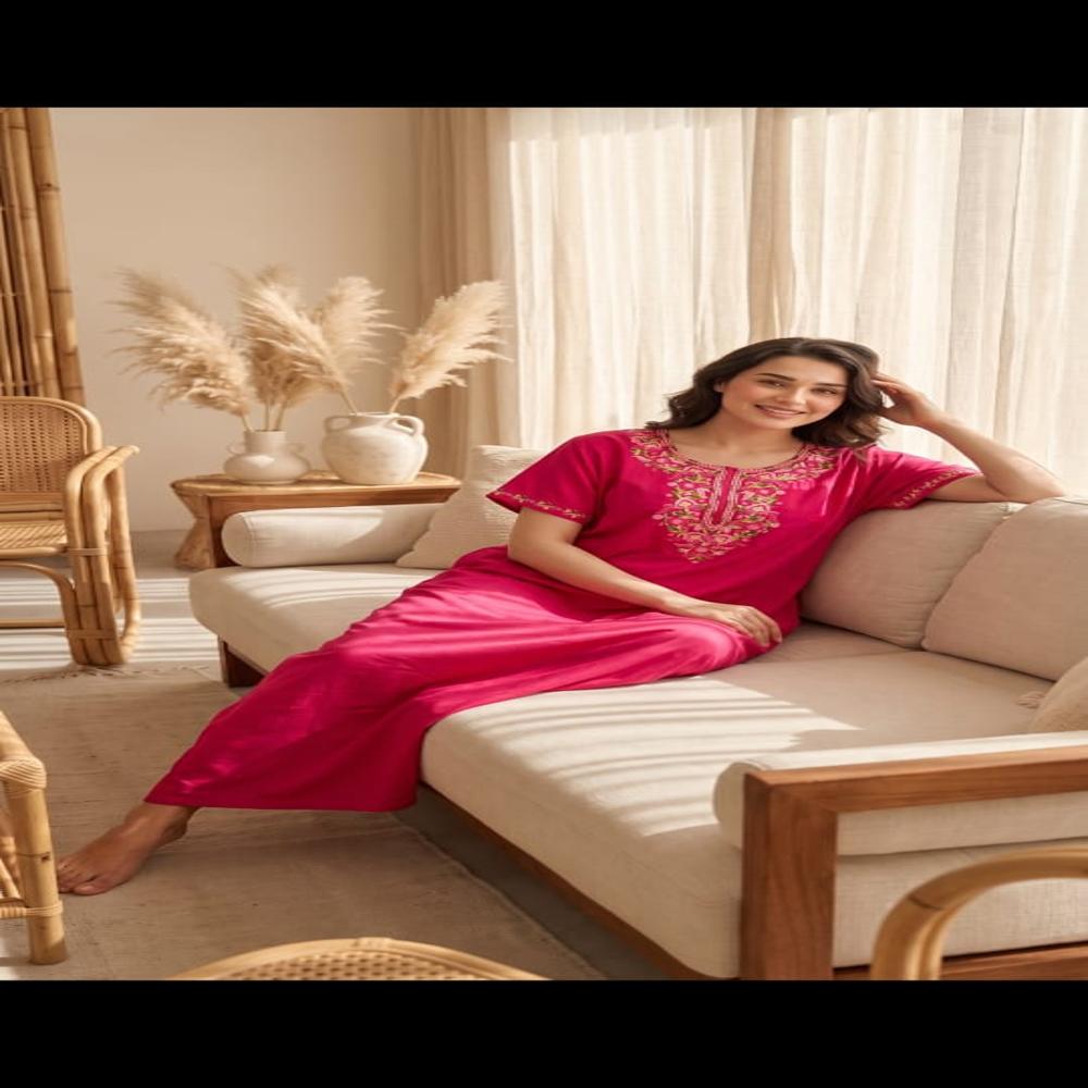 EVOLOVE Kashmiri Designer Embroidered Nighty