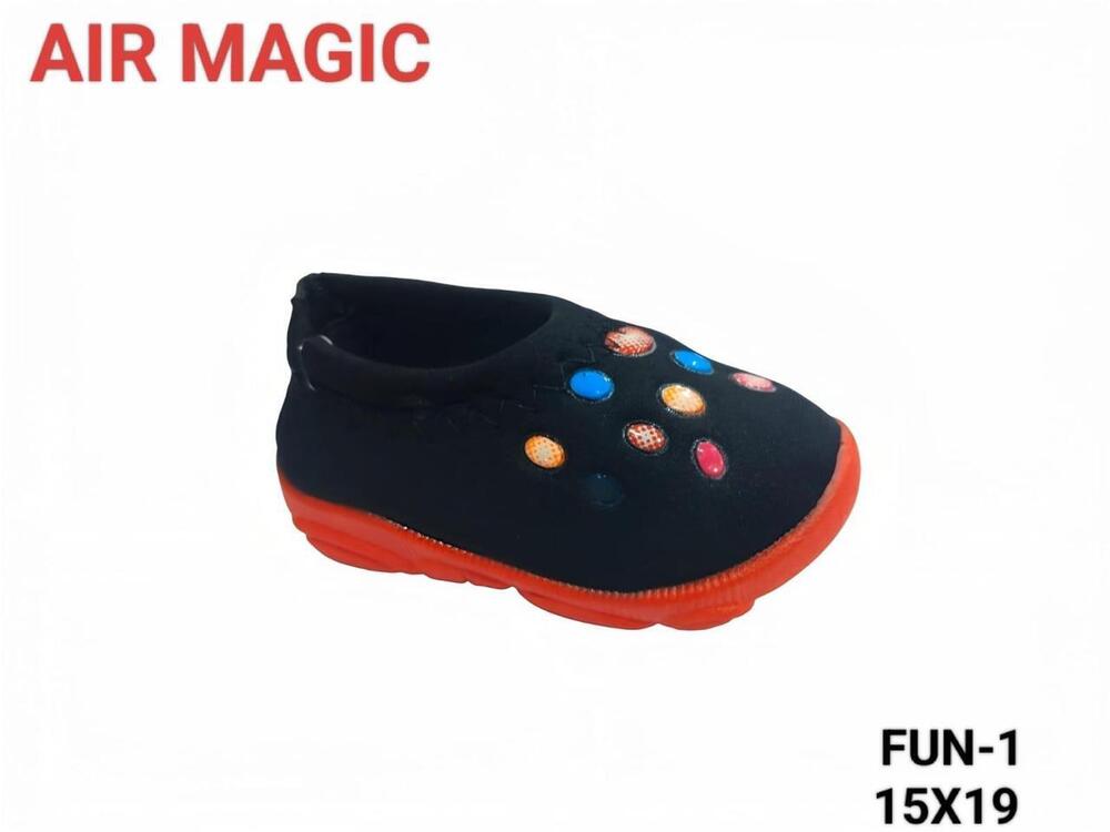 15X19 Kids Casual Shoes - Color: Black With Multi-Colored Polka Dots And Orange Sole