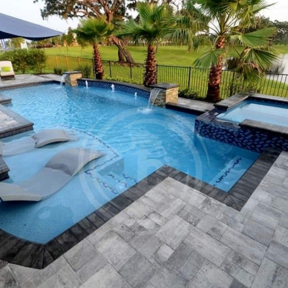 Fancy Outdoor Swimming Pool