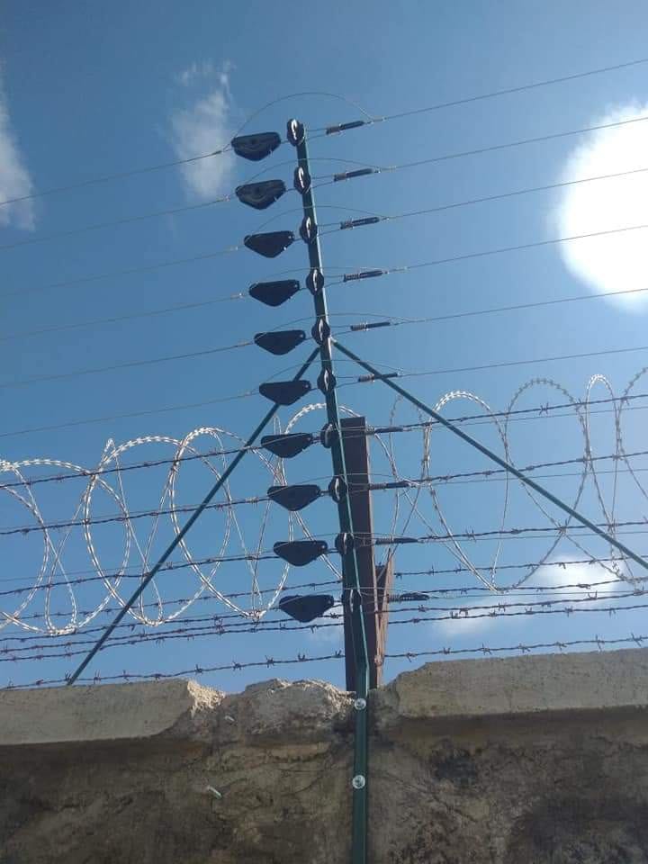 Side Mount Electric Fencing