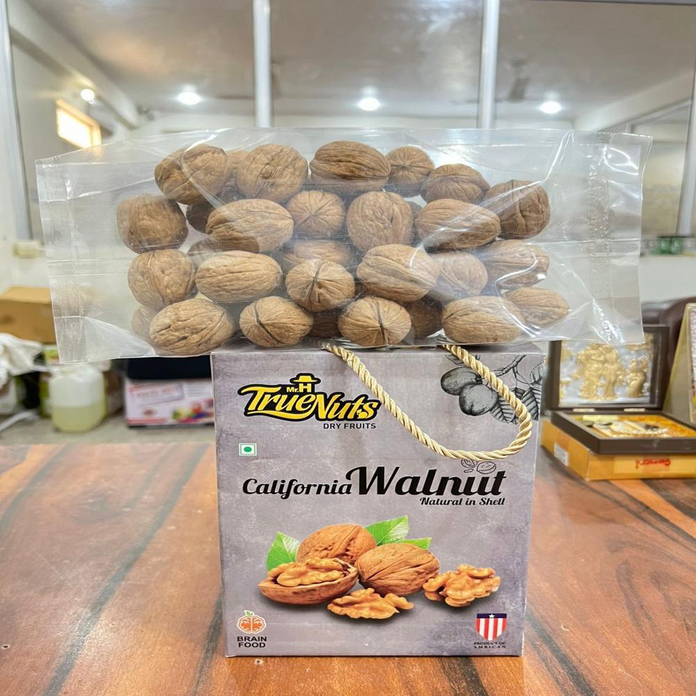 Whole Walnut - Organic Dried Brown Nuts | Fresh, Natural Flavor, Nutrient-rich Superfood, Perfect For Culinary Uses