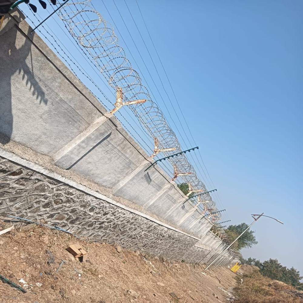 Industrial Boundary Wall Fencing