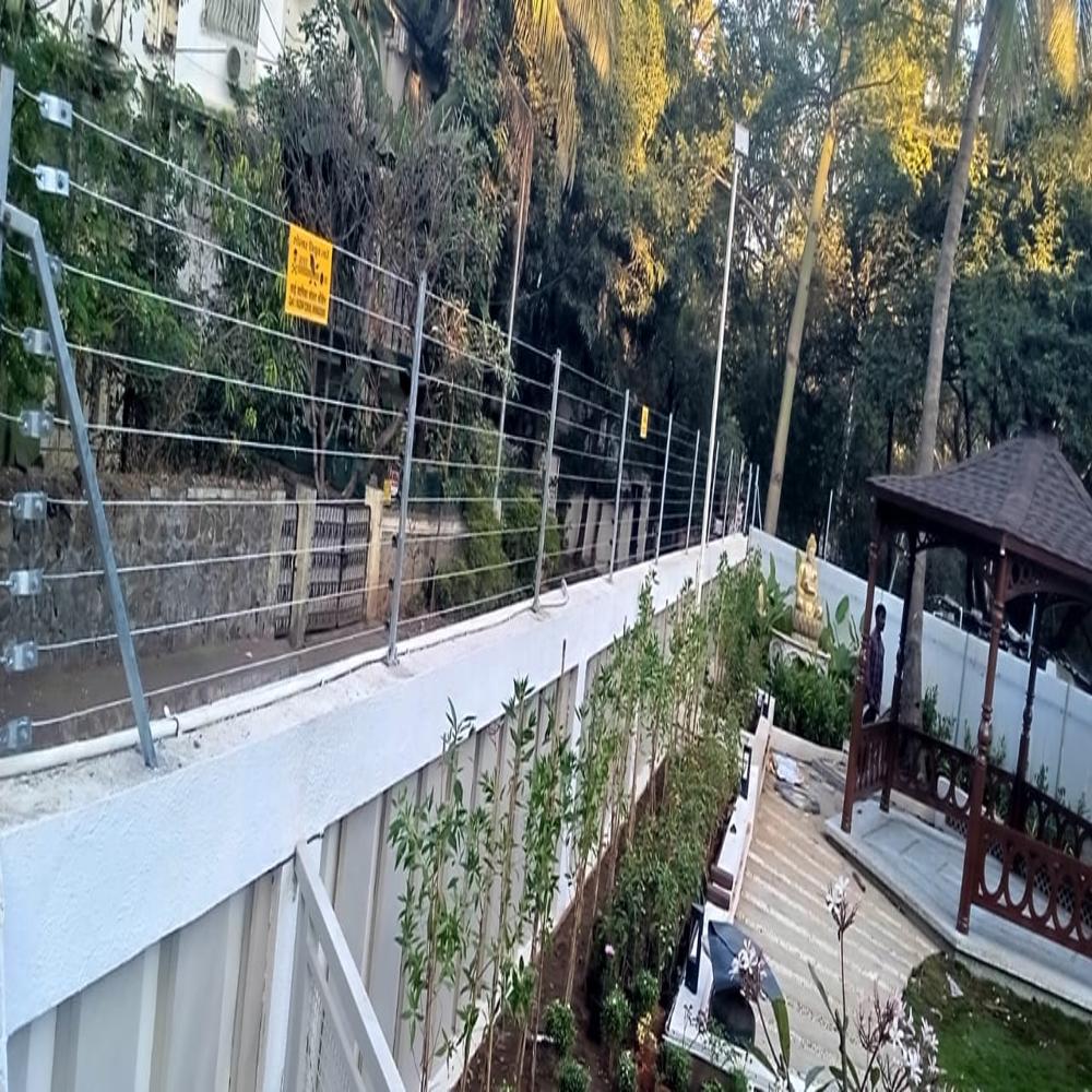 Commercial Wall top electric fence