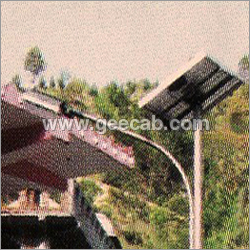 सौर स्ट्रीट लाइट