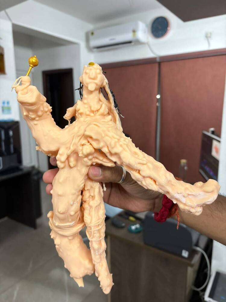 Sculpted Figure Resembles A 3d-printed Model