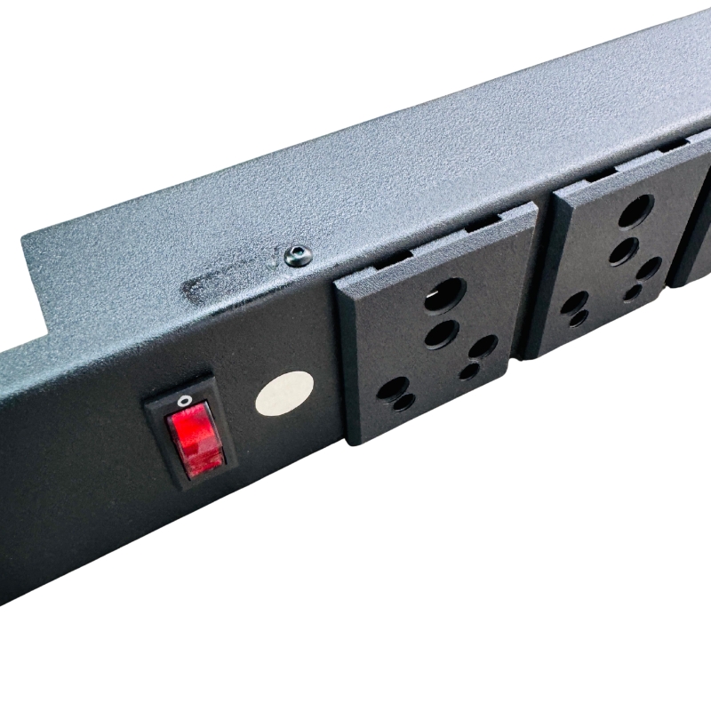 5 Socket Universal Power Distribution Unit ( Pdu ) - Application: Server / Network Rack