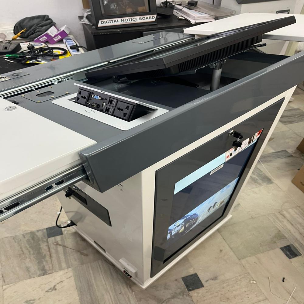 AI Smart Lectern for School