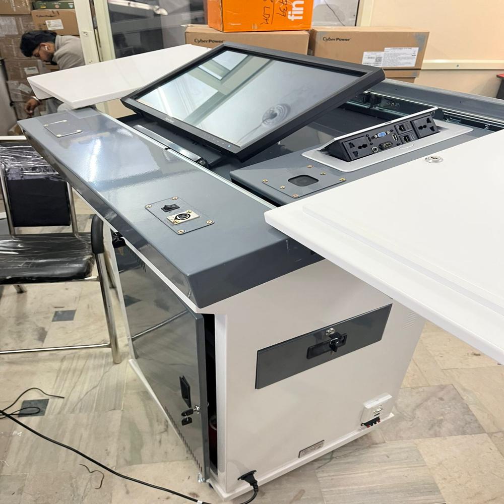 AI Smart Lectern for School
