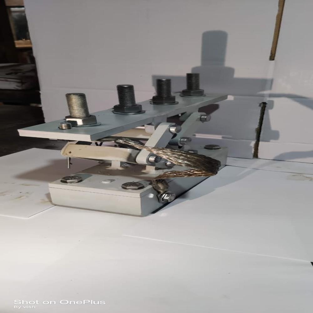 PANTOGRAPH CURRENT COLLECTOR