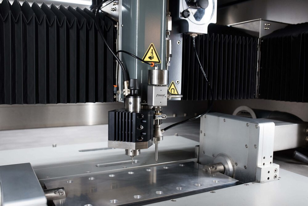 Online Fine Cut Machine - Grade: Semi-automatic