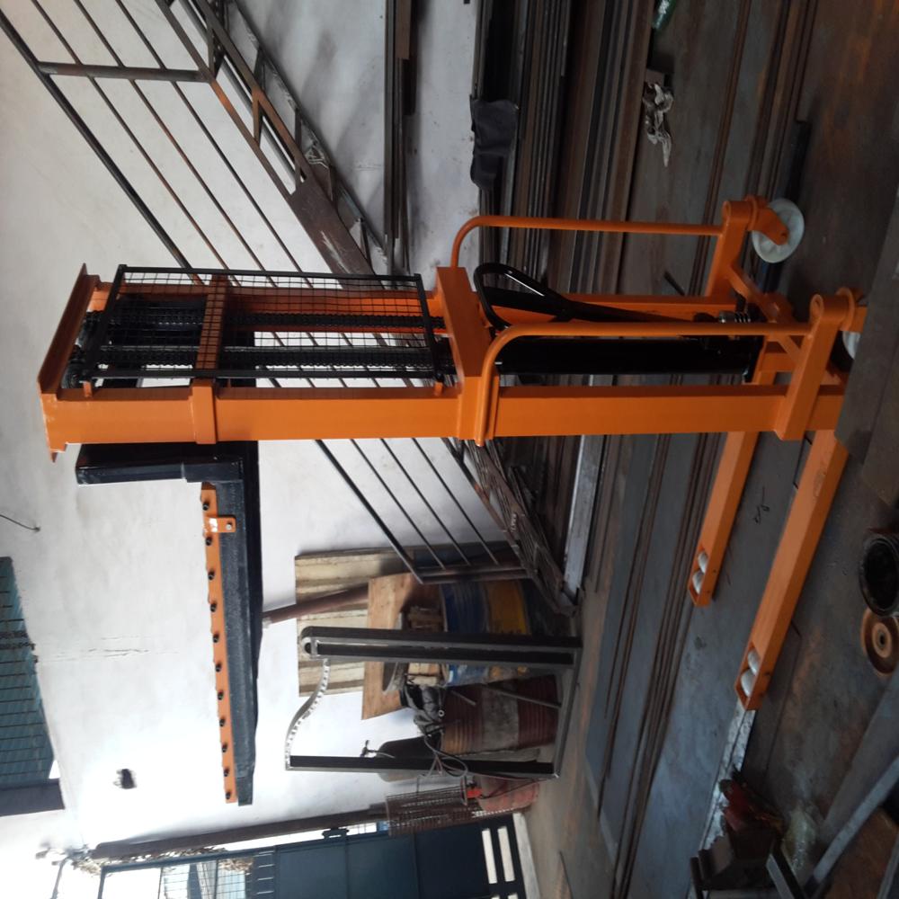 Battery Operated Hydraulic Stackers