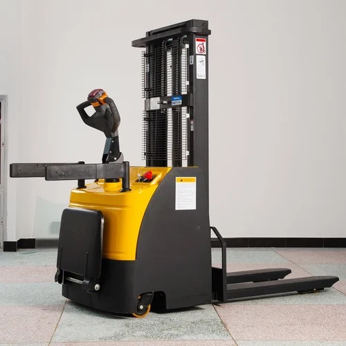 Fully Electric Stacker