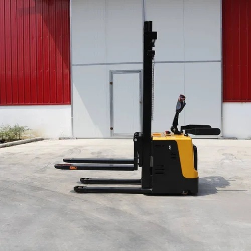 Fully Electric Stacker