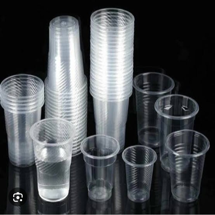 Clear Disposable Plastic Glasses