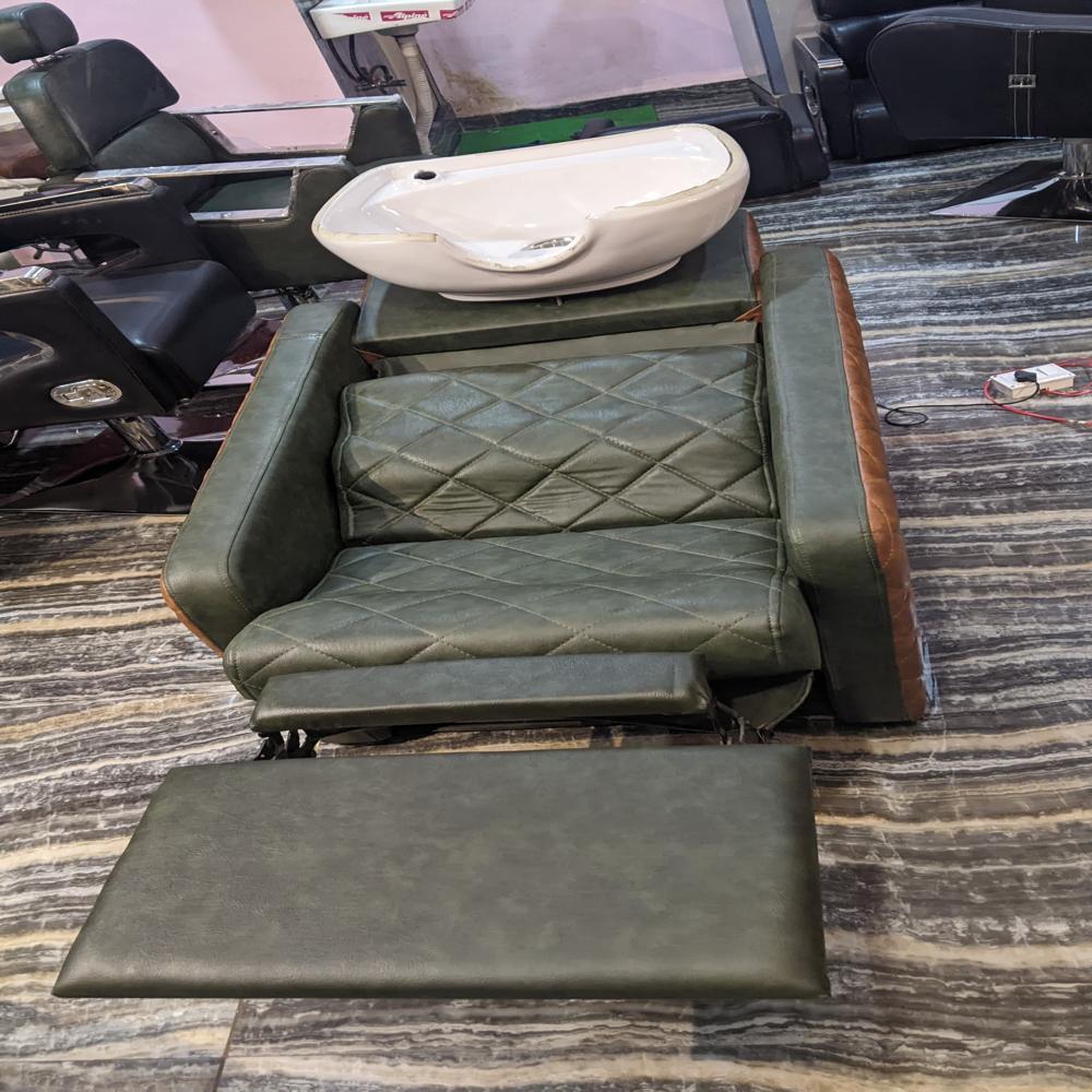 Shampoo chair with Recliner