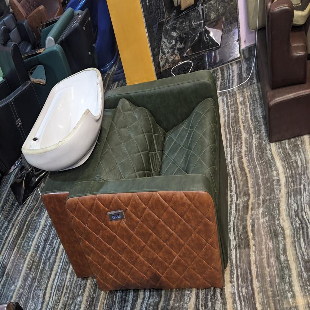 Shampoo chair with Recliner