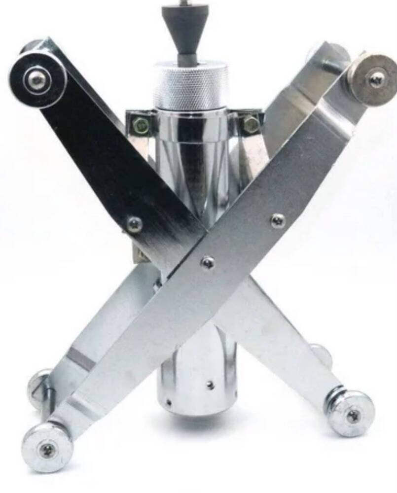 Internal Pipe Blasting Tool - Color: Silver