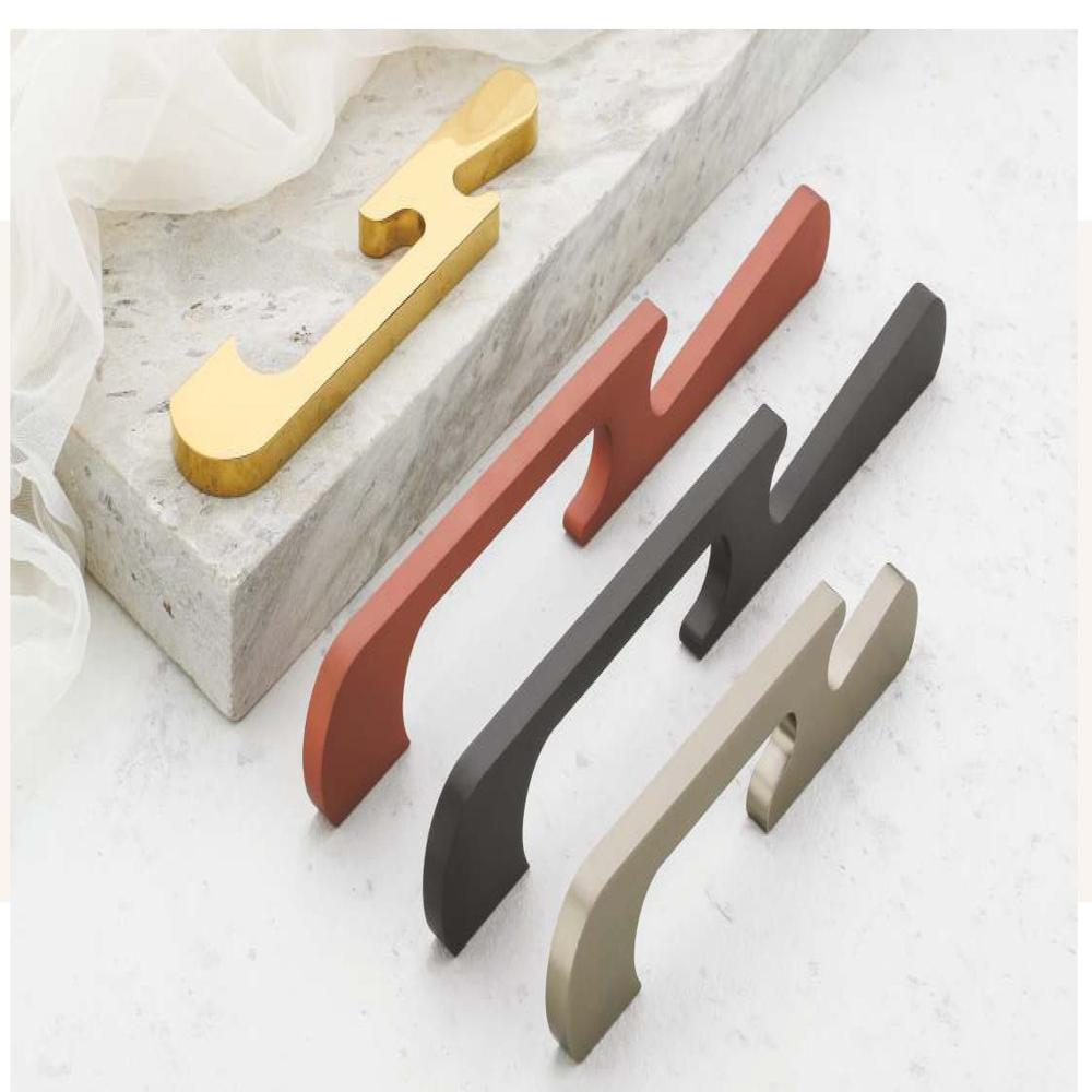 FURNITURE HANDLE