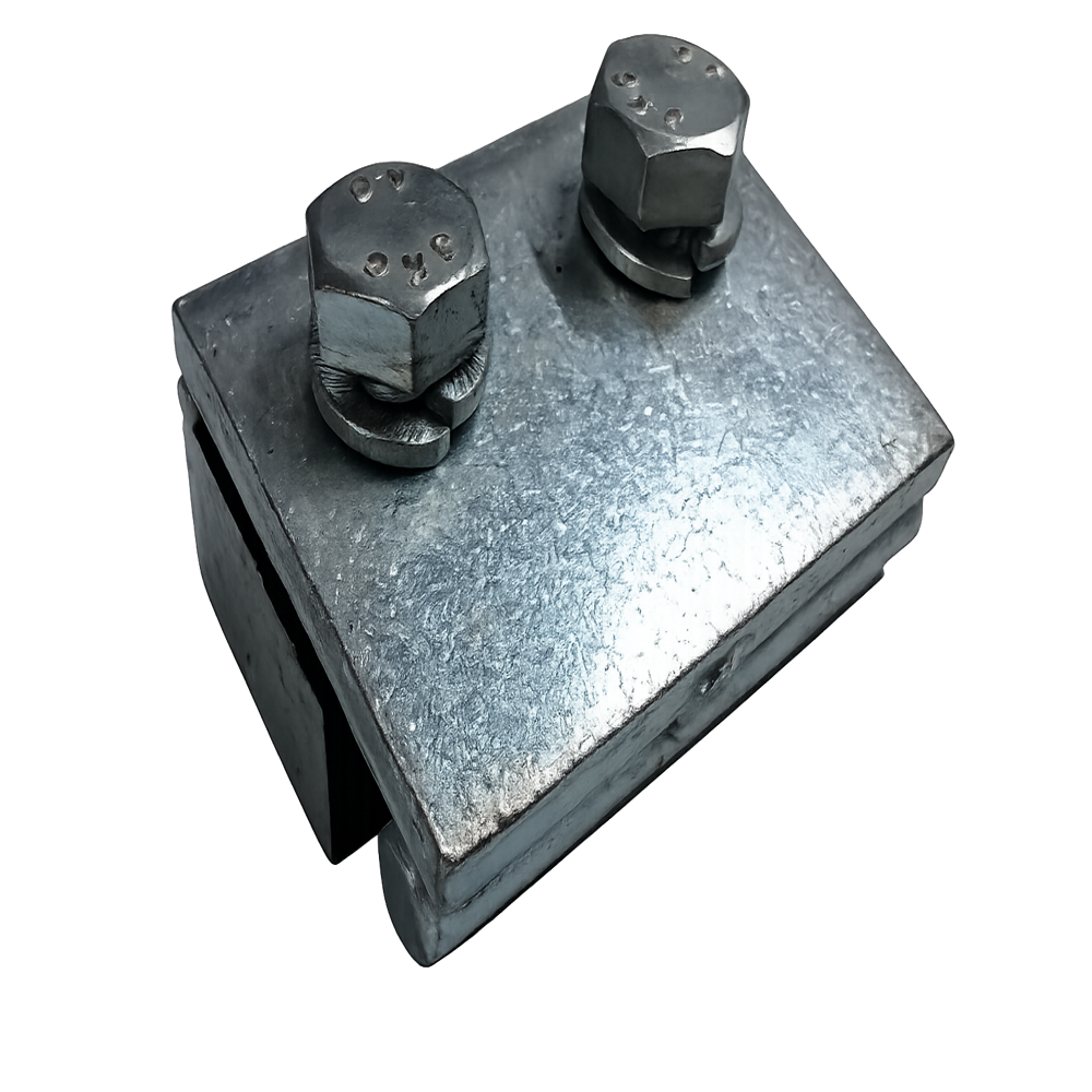 Double Bolt Rail Clamp - Dimensions: Standard - 120 Mm X 80 Mm X 35 Mm (Customizable) Millimeter (Mm)