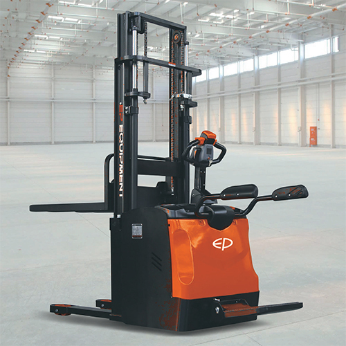ES16-RS 1.6T Electric Stacker