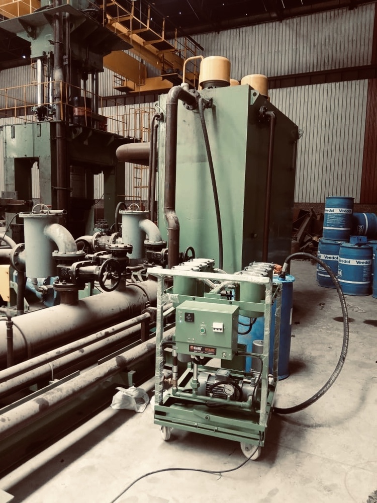 Oil Cleaning Machine