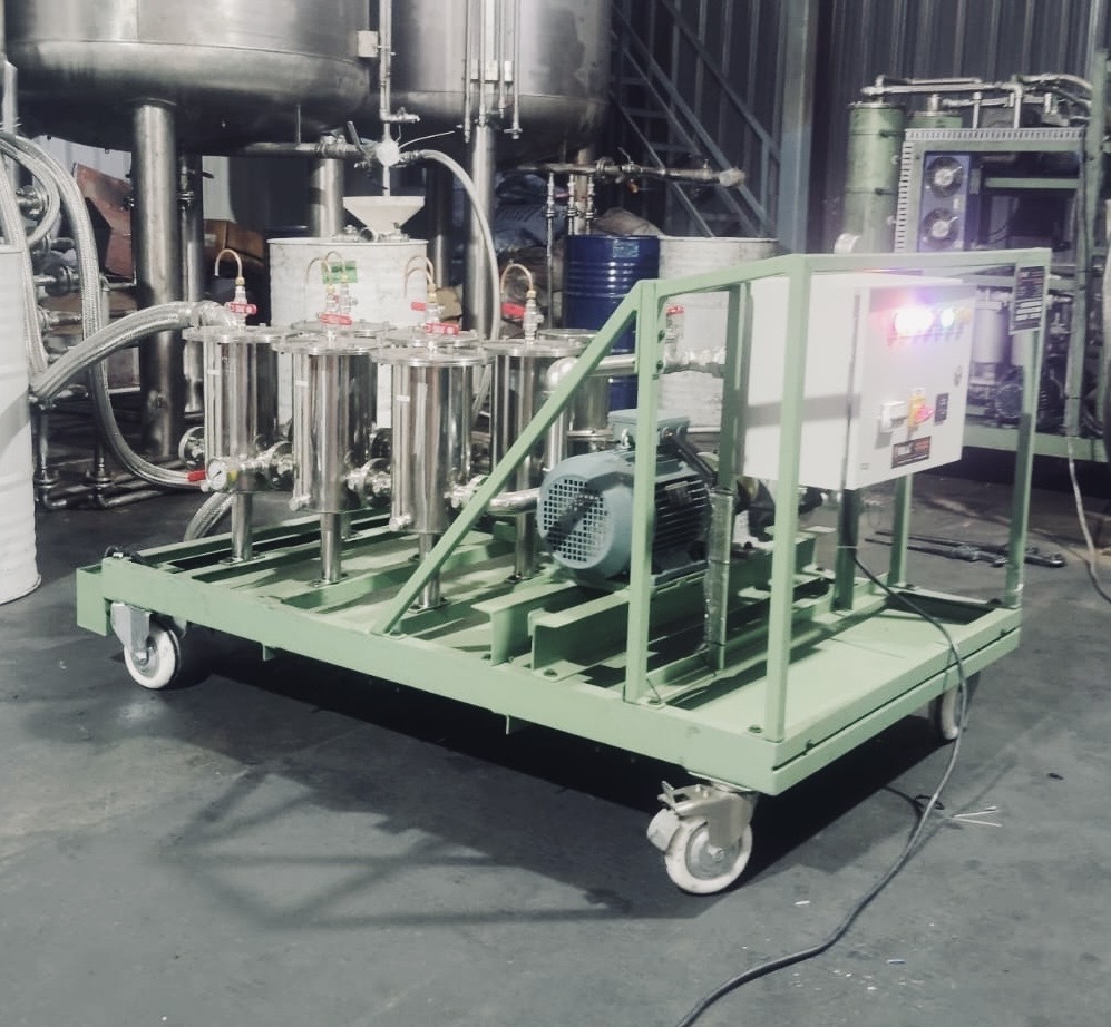 Custom Built Stainless Steel Machine For Filtering Control Fluids