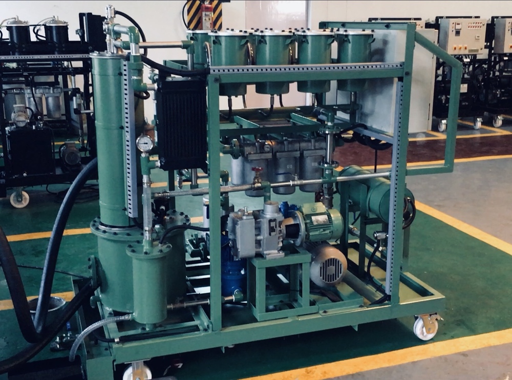 Oil Cleaning And Low Vacuum Dehydration Machine