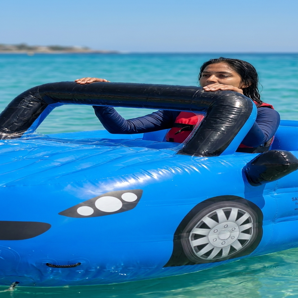 Inflatable Stylish Towable Cruz Car (Blue)