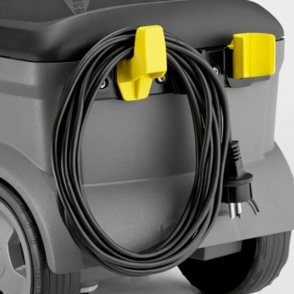 Karcher Puzzi 10/1 Cleaner