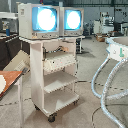 C-Arm Imaging Devie (Surgico)