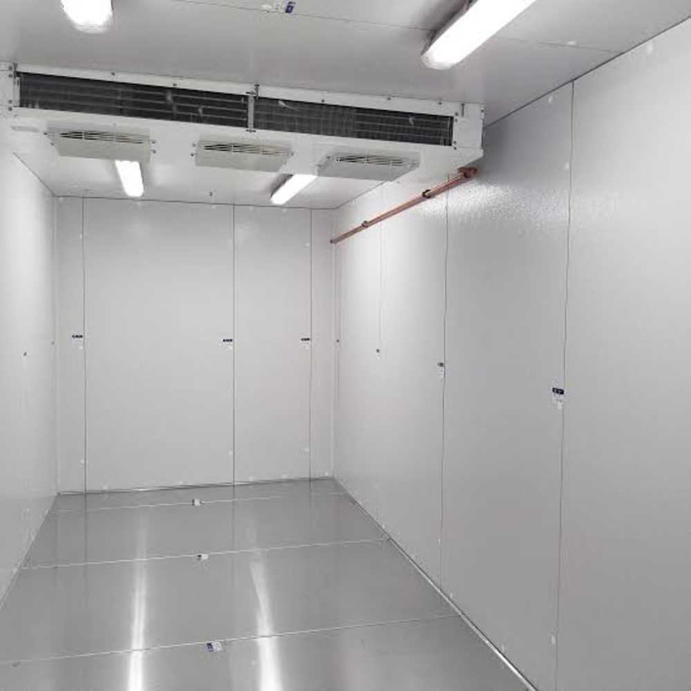 Cold Freezer Room - Power Source: Electrical