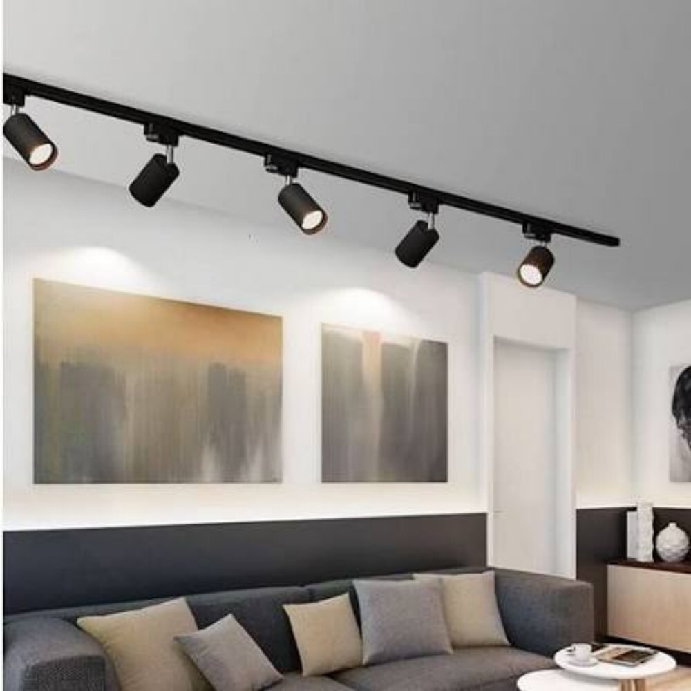 Track Light - Color: Black
