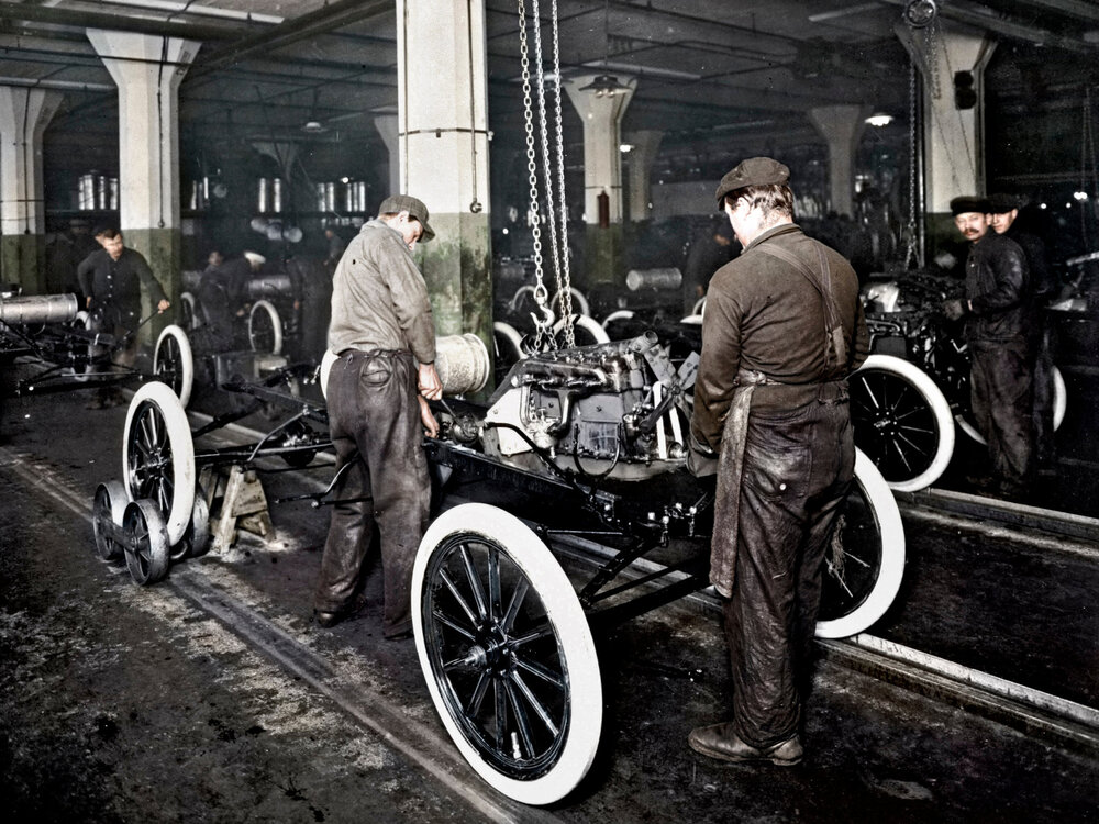 Assembly Line - Color: White