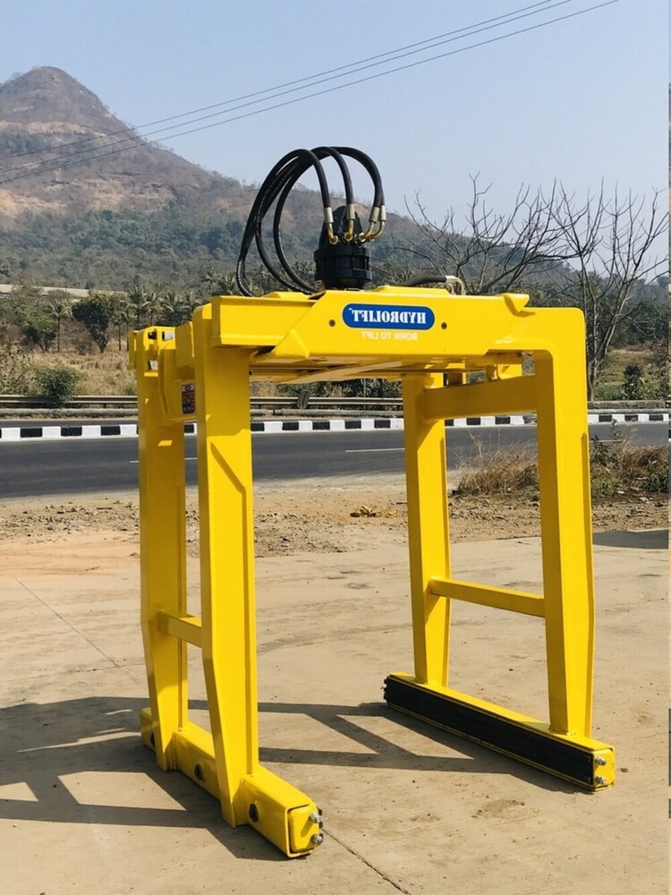 Hydraulic brick block lifter