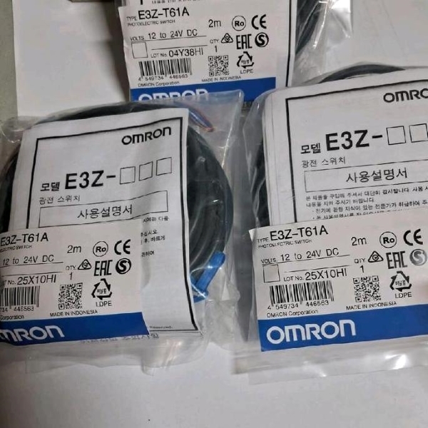 E3Z-T61A Omron Photoelectric Sensor