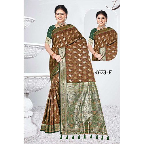 Tanchui Premium Ladies Saree - Color: Brown And Green