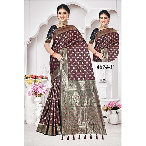 Tanchui Premium Ladies Saree - Color: Maroon With Golden Border