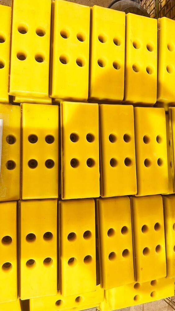 SP1200 PU Track Pads For Volvo Paver