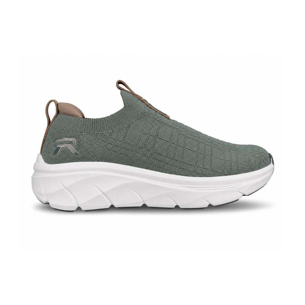 Dyna Women Green Running Shoes